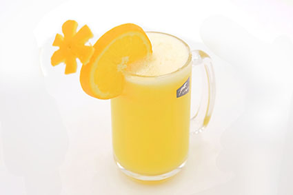 عصير برتقال كبير