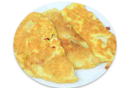 بيض أومليت بالجبنة